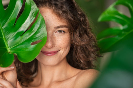 The Skin-Saving Benefits of Panthenol Acid (Vitamin B5): A Comprehensive Guide